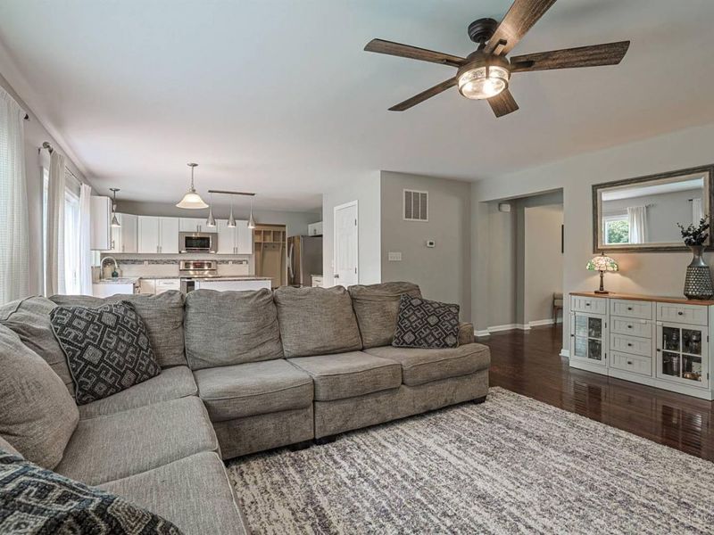 5619 Beechtree Lane, Hamilton Twp, OH 45039 Photo 7