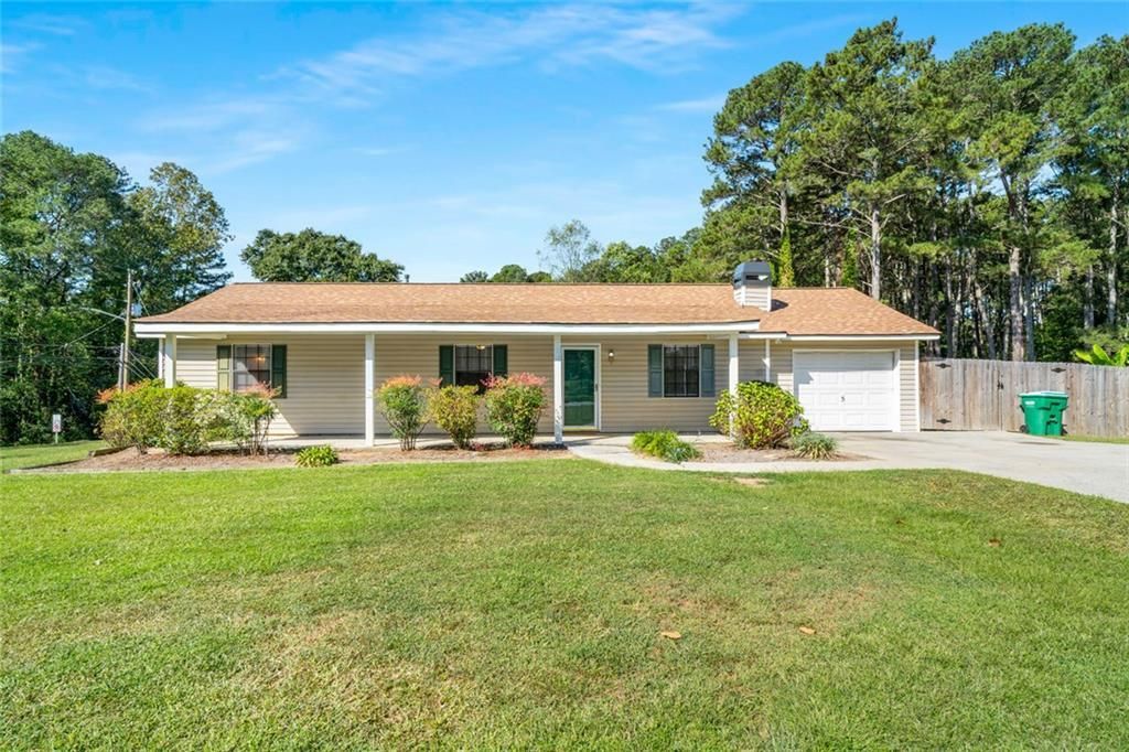 1141 Holly Hills Drive Sw, Lilburn, GA 30047 Main Photo