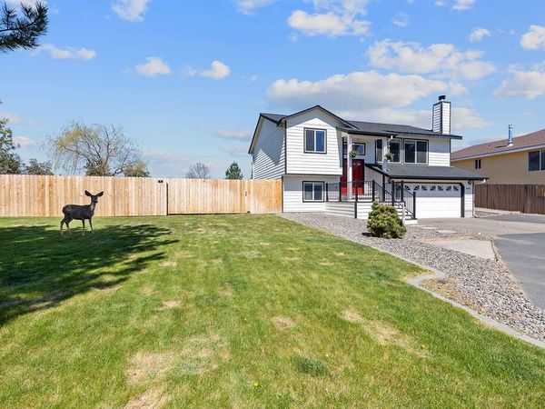 2979 NE Sugarpine, Prineville, OR 97754