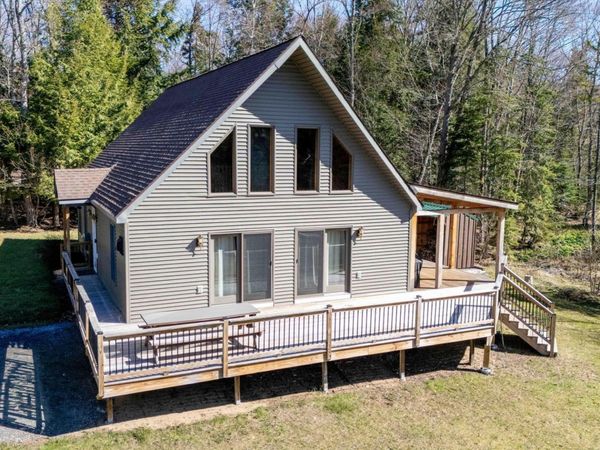 106 Howards Lane, Lake Pleasant, NY 12108