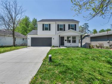 189 Alexander Drive, Elyria, OH 44035