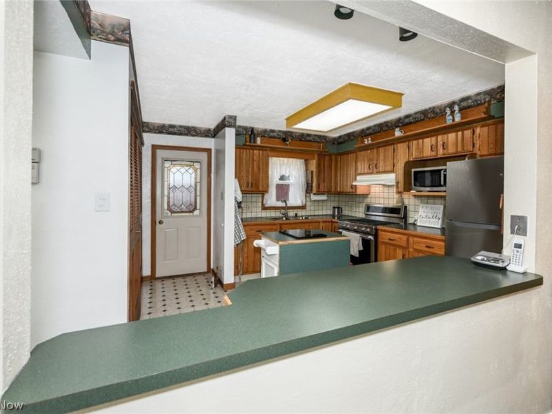 2839 Elmwood Street , Cuyahoga Falls, OH 44221 Photo 22