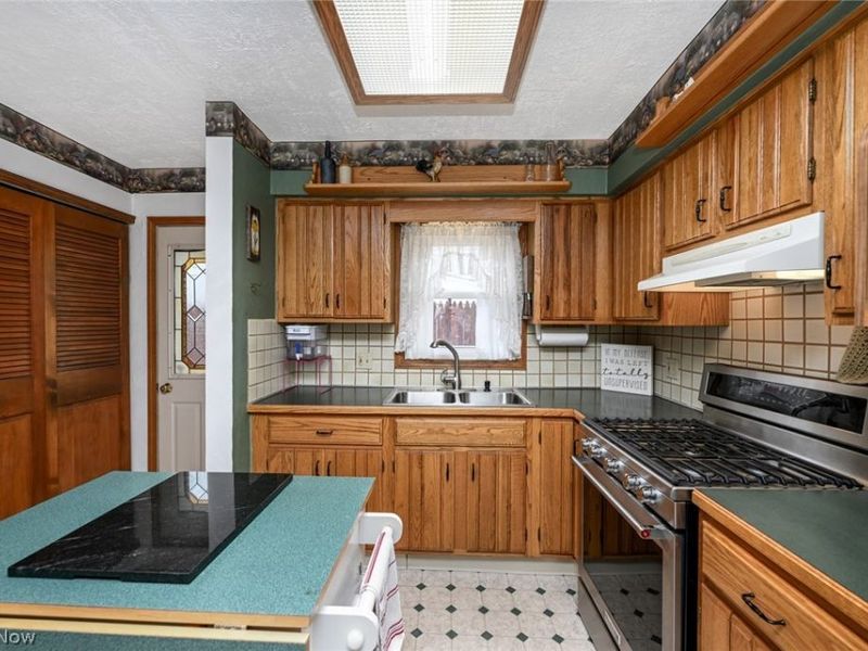 2839 Elmwood Street , Cuyahoga Falls, OH 44221 Photo 26