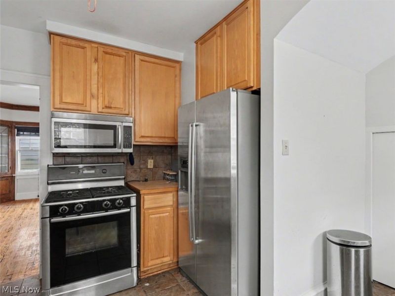 17415 Winslow Road, Shaker Heights, OH 44120 Photo 6