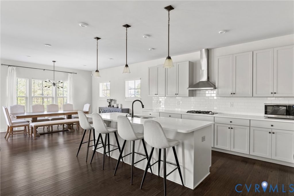 12256 Manor Crossing Drive Glen Allen, VA 23059