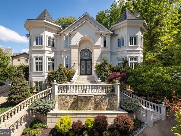 5821 GOLDSBORO ROAD , BETHESDA, MD 20817