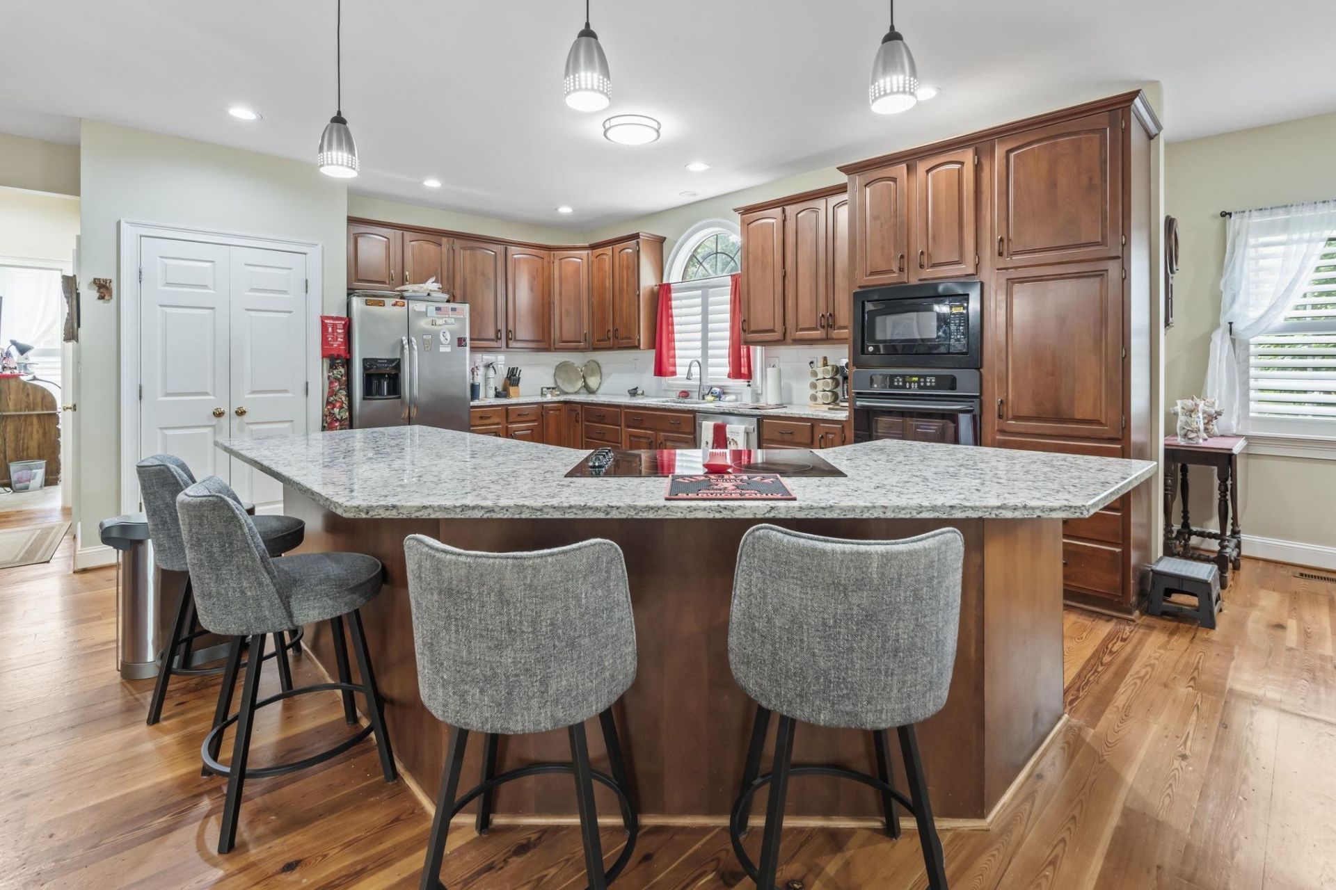 4691 Mill Pond Ct.  Photo 12