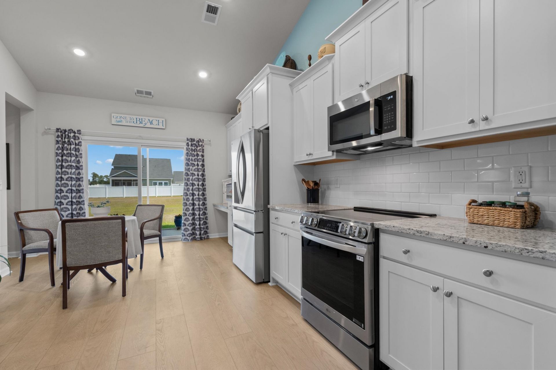 2009 Lone Cypress Dr Photo 16