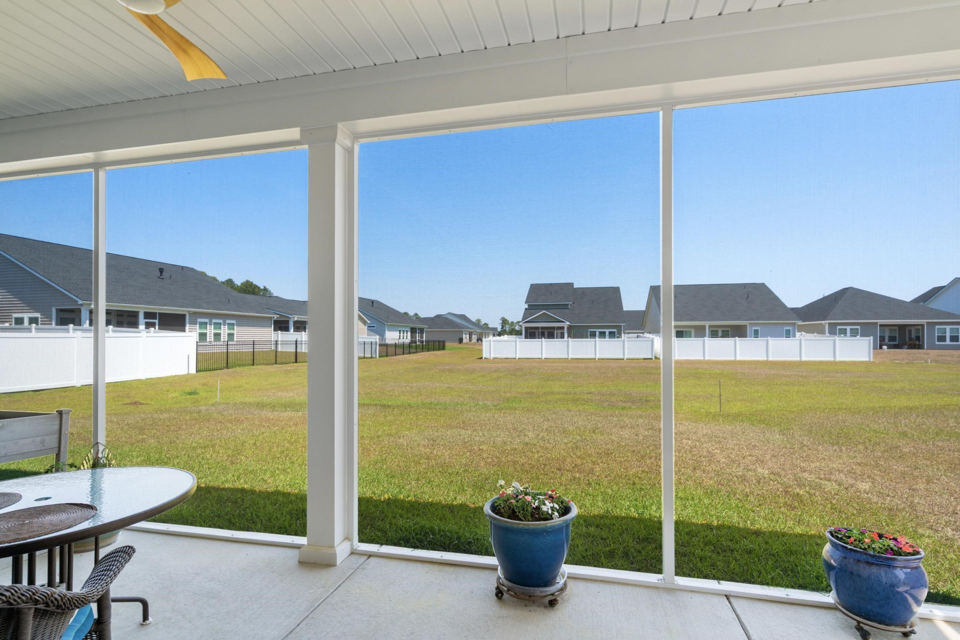 2009 Lone Cypress Dr Photo 32