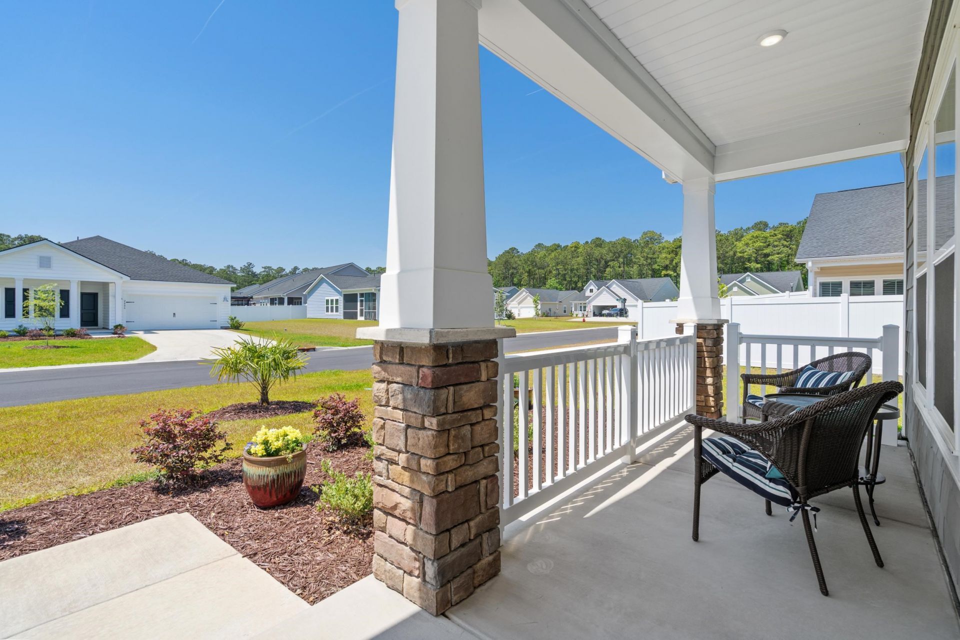 2009 Lone Cypress Dr Photo 5
