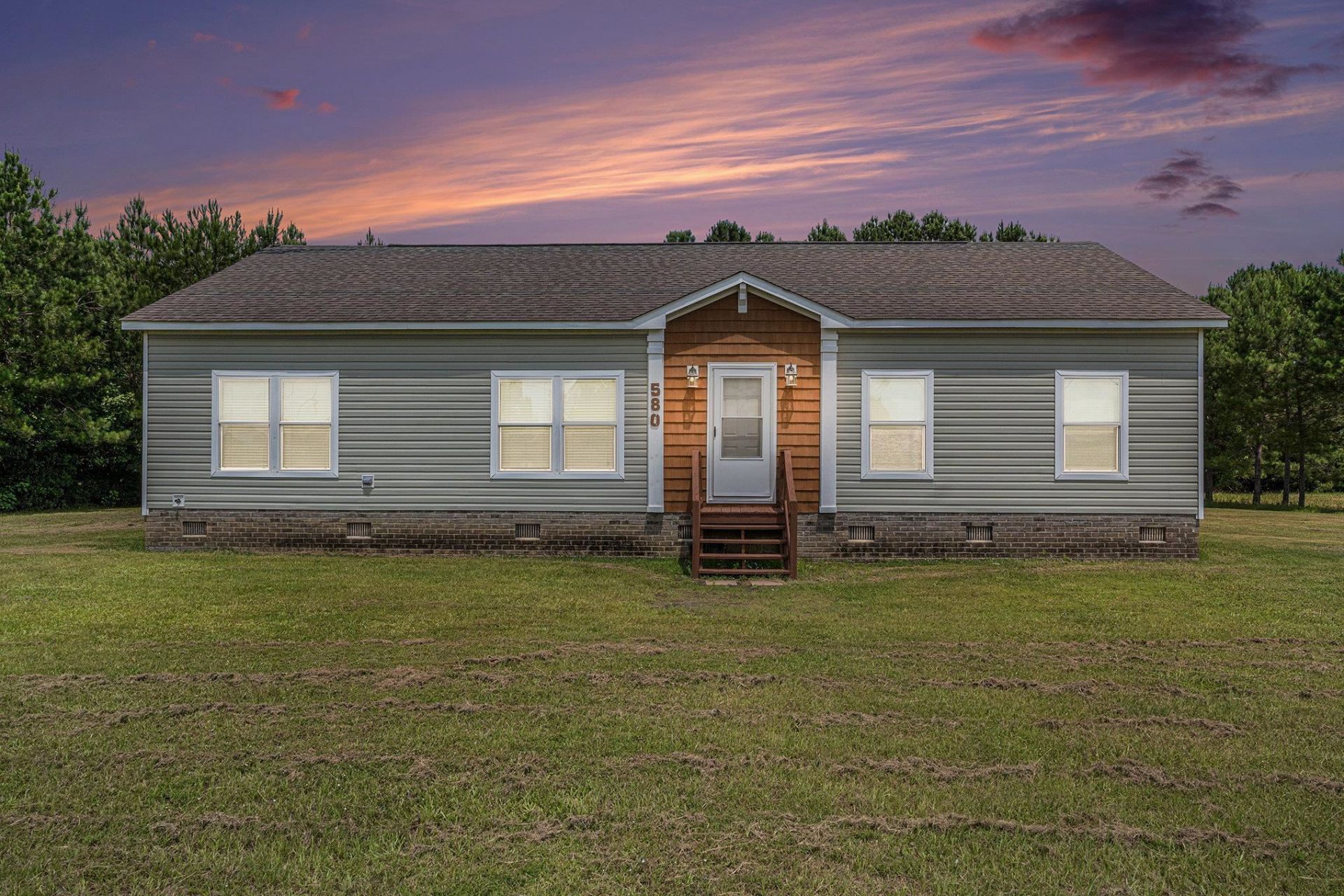 580 Circle M Rd. Photo 2