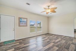 580 Circle M Rd. photo 4