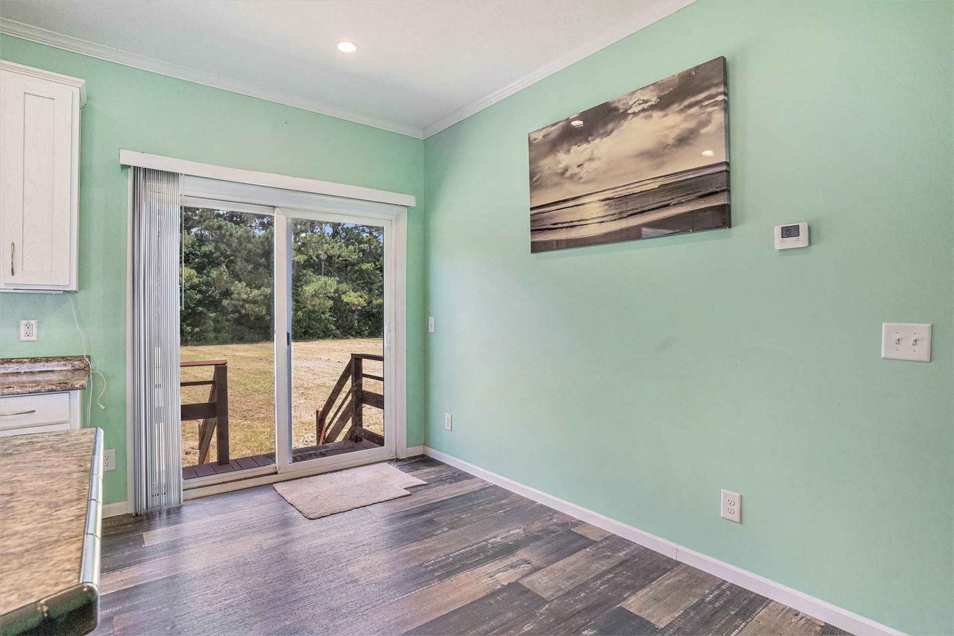 580 Circle M Rd. Photo 6