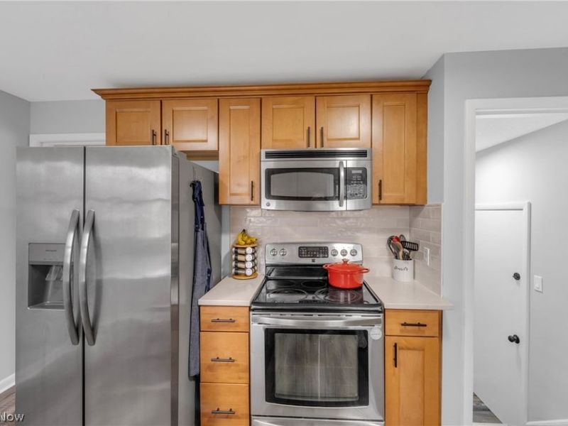 311 E 262nd Street , Euclid, OH 44132 Photo 11