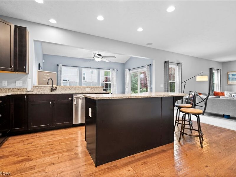 36127 Harbor Drive , North Ridgeville, OH 44039 Photo 13