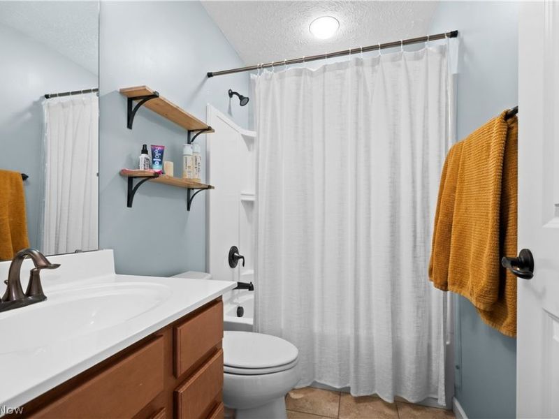 36127 Harbor Drive , North Ridgeville, OH 44039 Photo 34