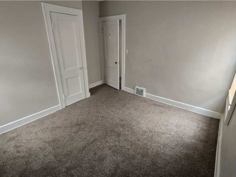 5240 State Road , Parma, OH 44134 Photo 12
