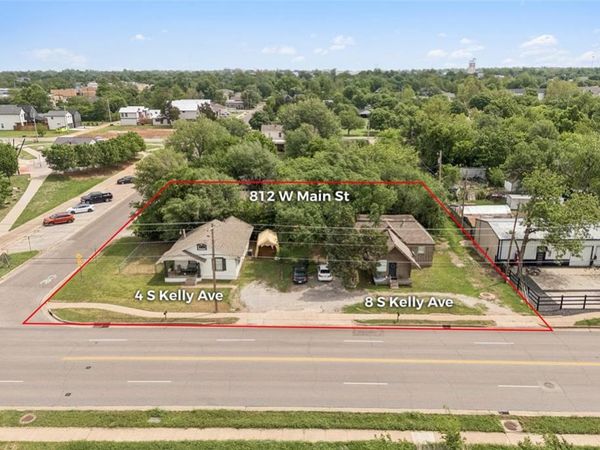 4 S Kelly Avenue, Edmond, OK 73003