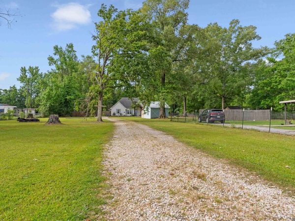 13698 Hammack Rd, Denham Springs, LA 70726