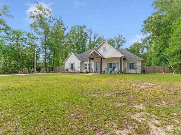 13698 Hammack Rd, Denham Springs, LA 70726
