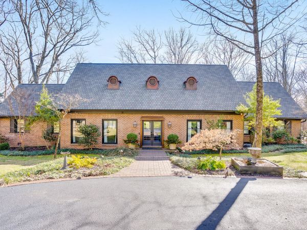 1117 Mountain Terrace, Lookout Mountain, GA 30750