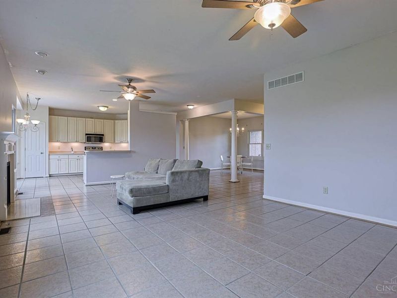 1601 Laura Jean Drive, Hamilton, OH 45013 Photo 10