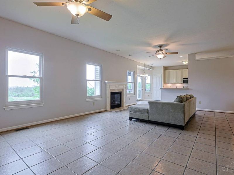1601 Laura Jean Drive, Hamilton, OH 45013 Photo 8