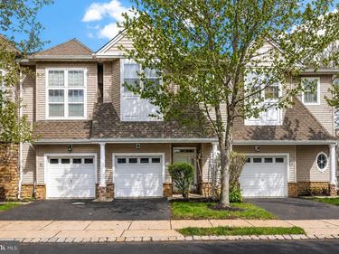 56 OCEAN BREEZE COURT , MANAHAWKIN, NJ 08050