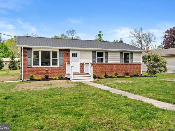 8 GORDON STREET, ALLENTOWN, NJ 08501