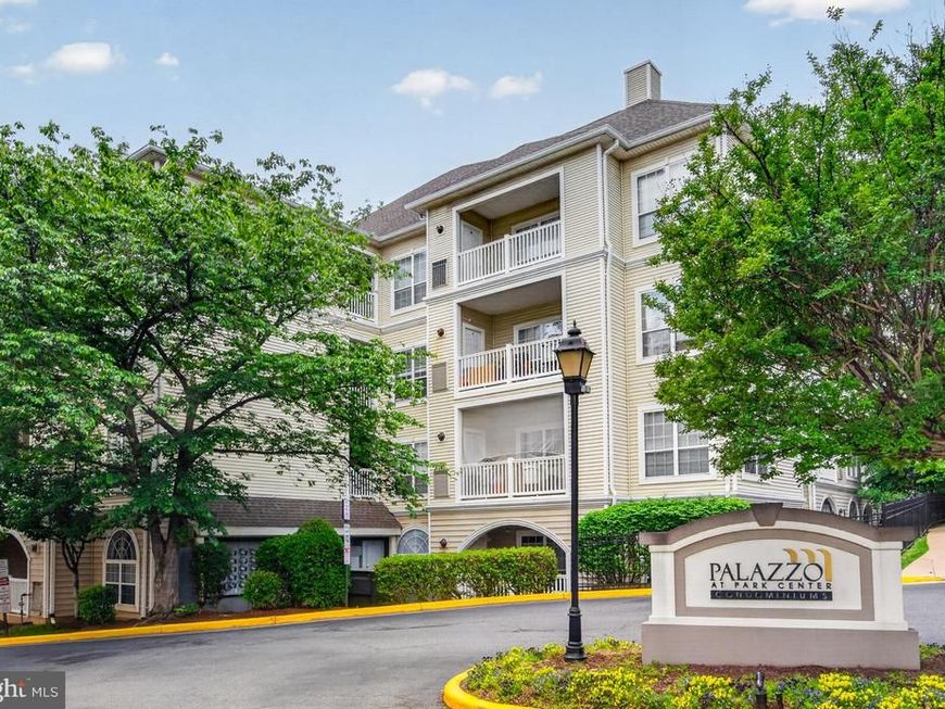 4560 Strutfield Lane, Unit 1103, Alexandria, VA 22311 Main Photo