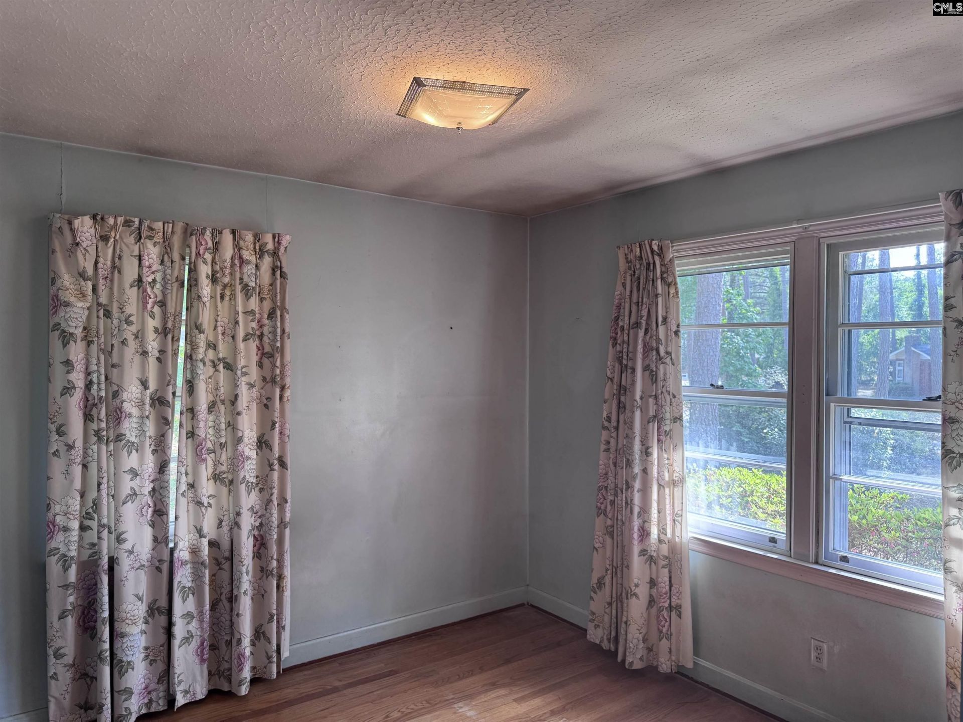 7604 Edgewater Drive  Photo 20