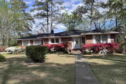 7604 Edgewater Drive  photo 4