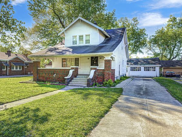 2827 Maywood Road, Indianapolis, IN 46241