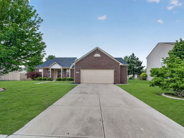 8662 Claverdon Lane , Avon, IN 46123