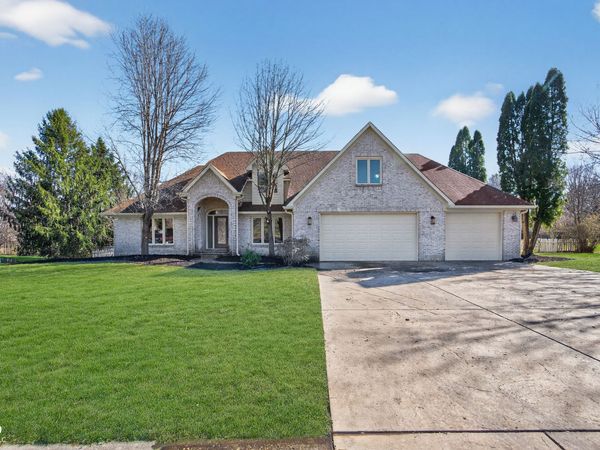 6079 Timberbend Drive , Avon, IN 46123