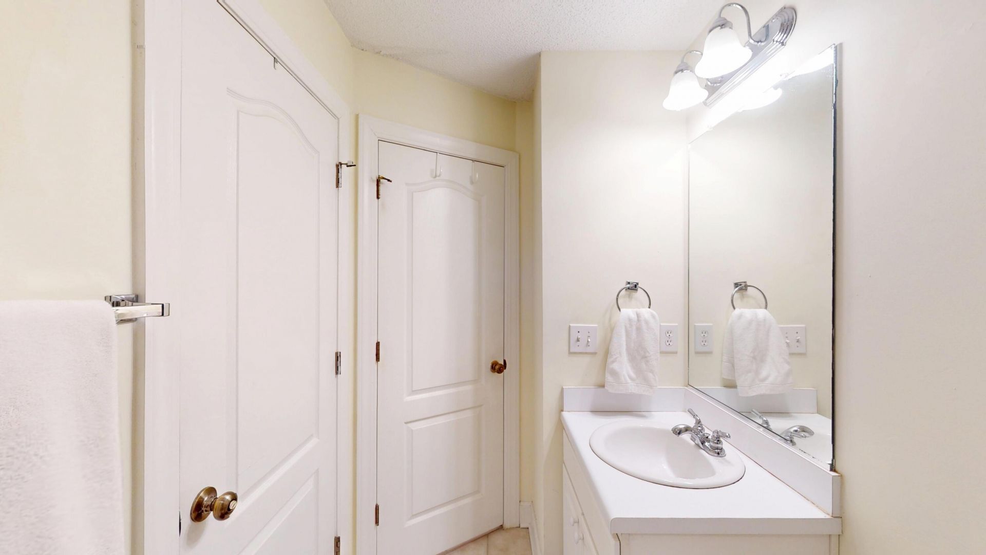 3028 Sugarberry Lane Photo 45
