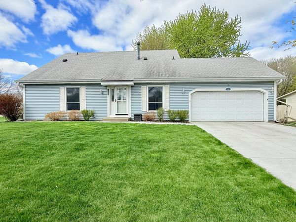 8989 Jasmine Lane S, Cottage Grove, MN 55016