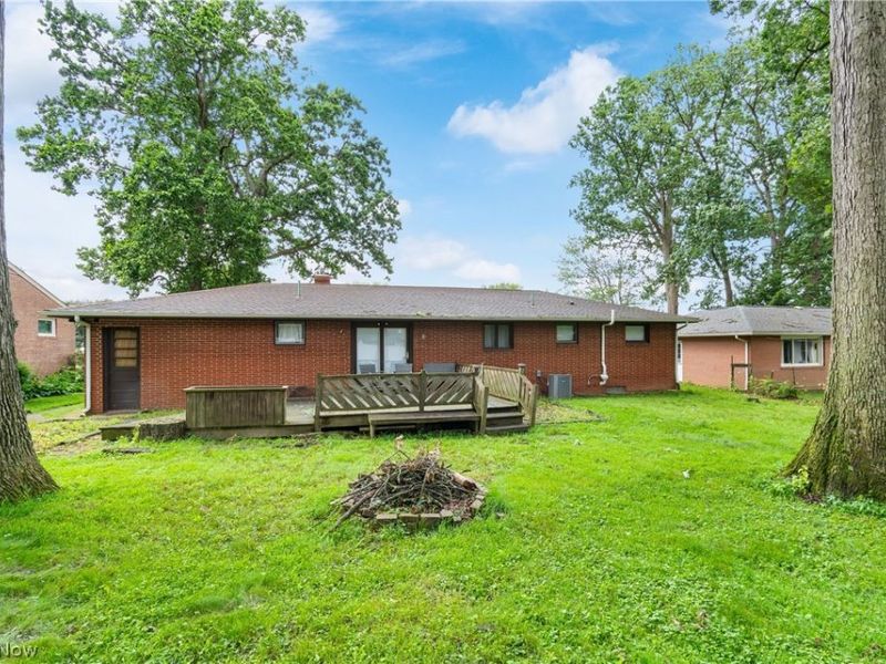 3233 Greenpark Street NW, Massillon, OH 44646 Photo 22