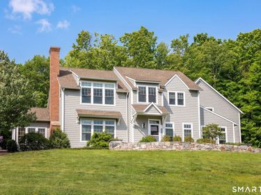 18 Ranney Hill, Roxbury, CT 06783