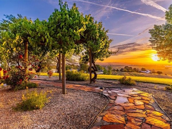 6130 Buckhorn Ridge, San Miguel, CA 93451