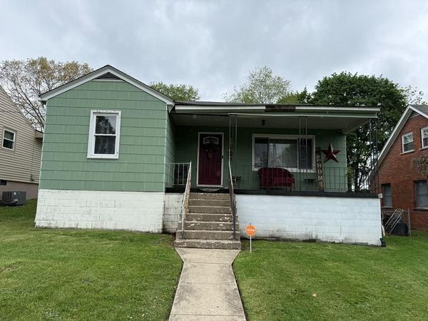 520 Orchard Ave, BECKLEY, WV 25801