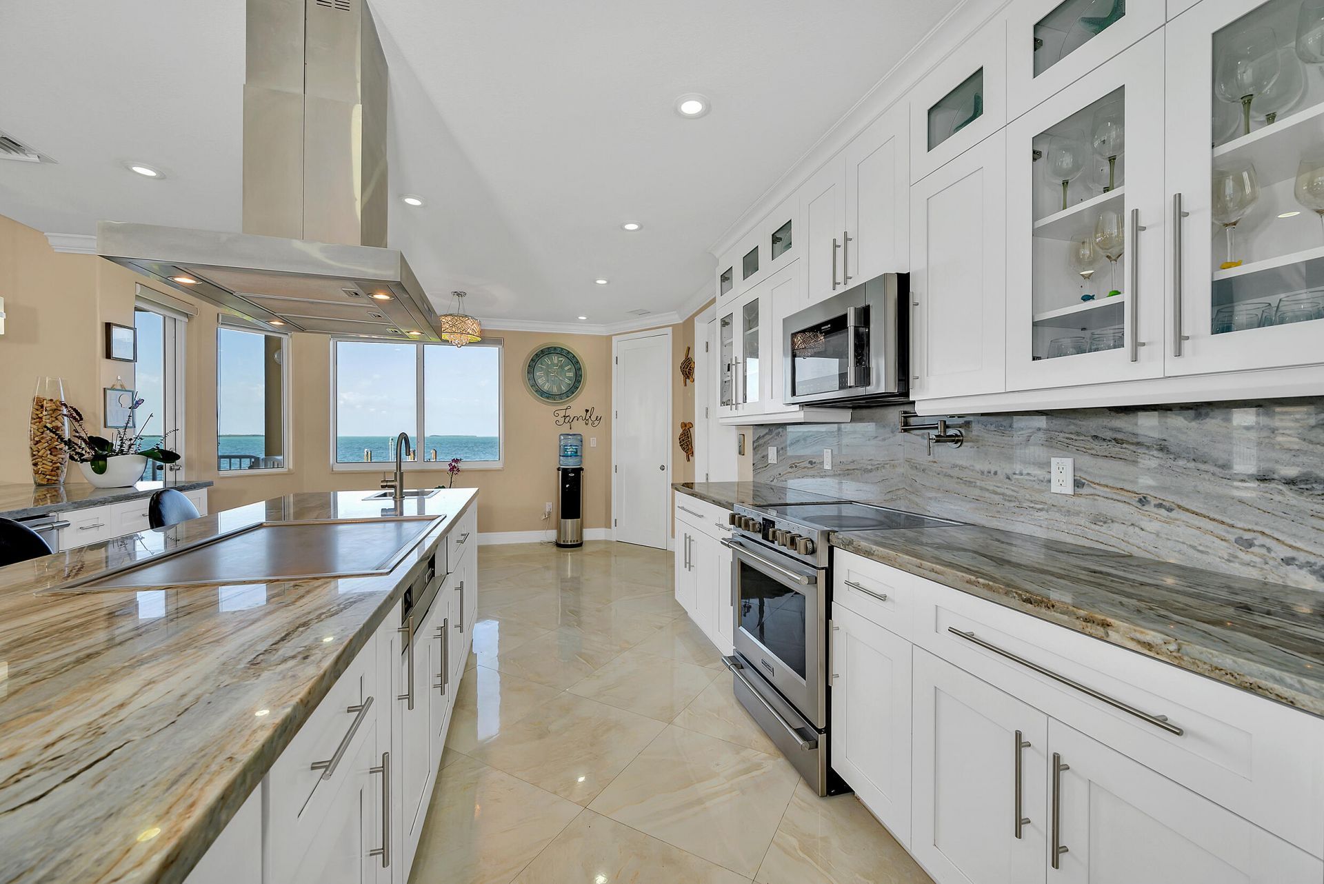 112 N Bounty Lane, Key Largo, FL 33037 Photo