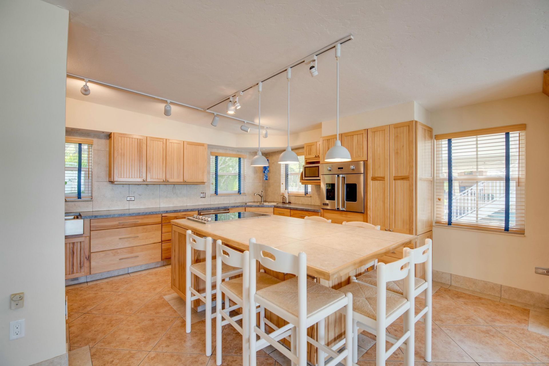1136 W Shore Drive, Big Pine Key, FL 33043 Photo