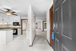 404 N 72nd Ave.  photo 4
