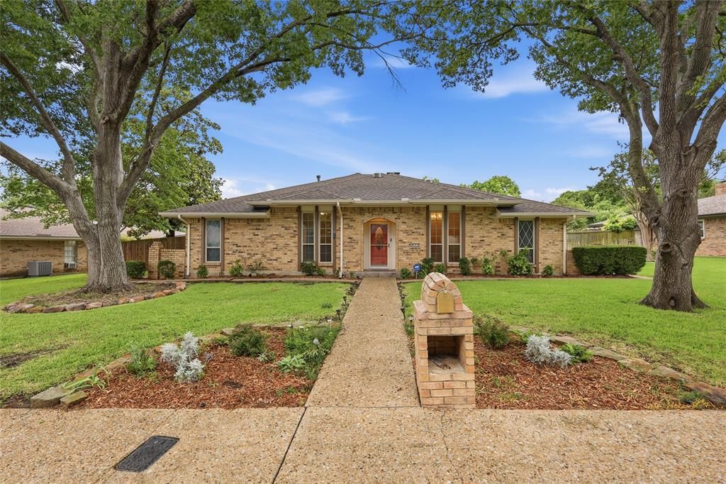1030 Florence Drive, Duncanville, TX 75116 Main Photo