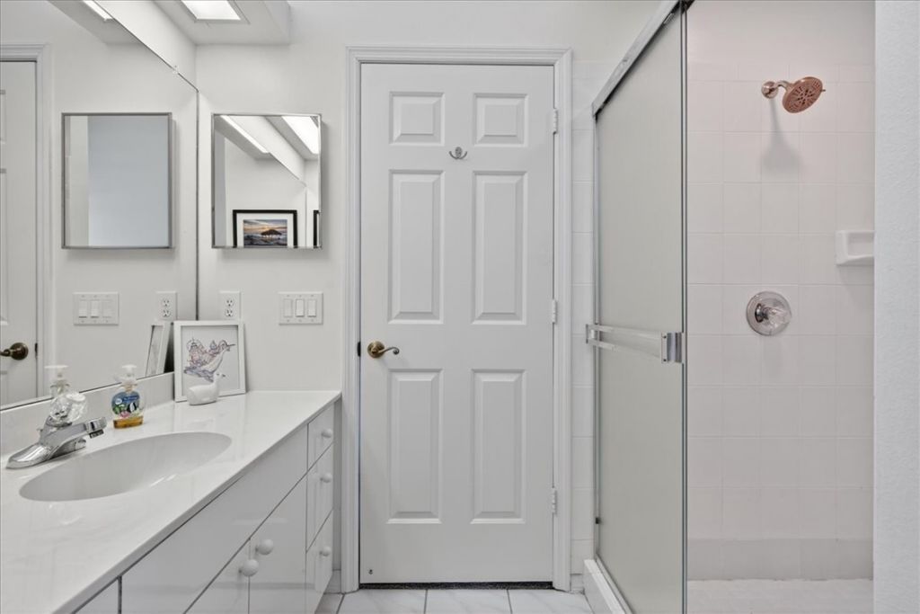 1827 Aynsley Way, Unit 4, Vero Beach, FL 32966 Photo