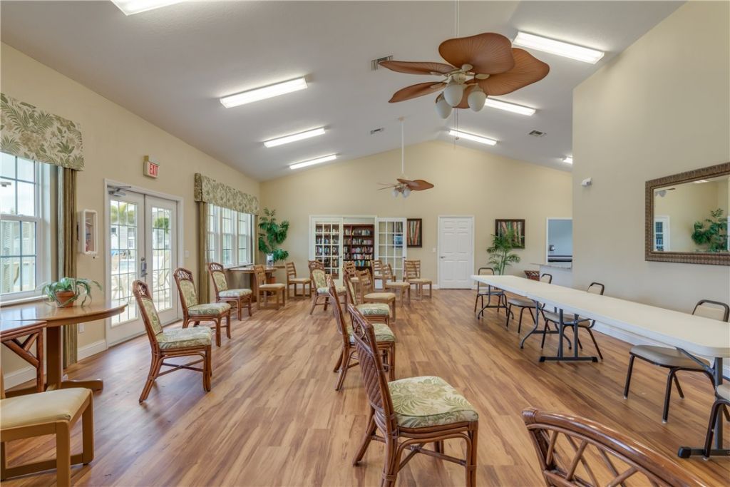 1827 Aynsley Way, Unit 4, Vero Beach, FL 32966 Photo