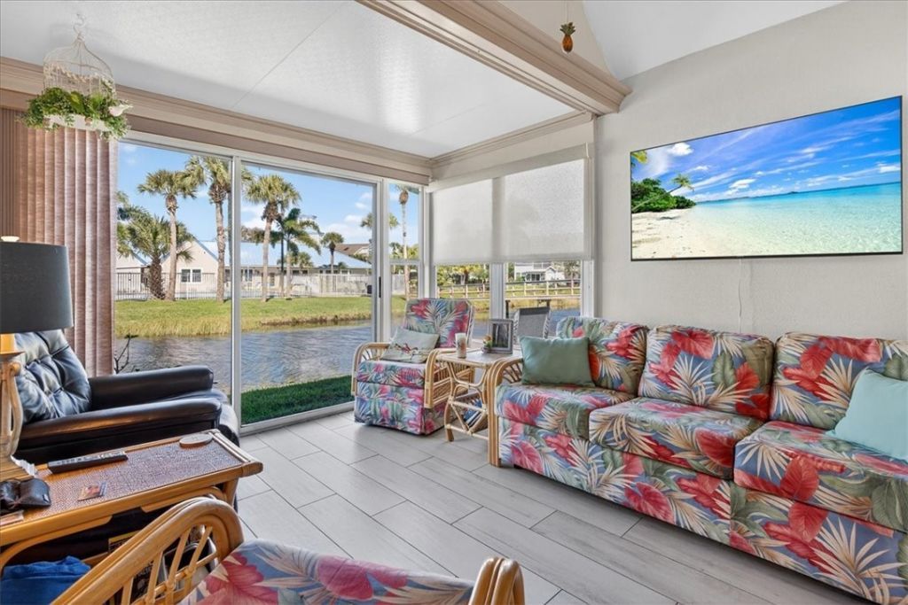 1827 Aynsley Way, Unit 4, Vero Beach, FL 32966 Photo