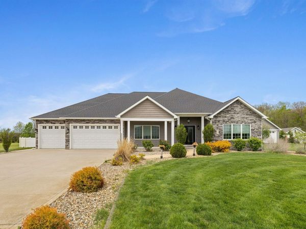 3529 Highlander Cove, Auburn, IN 46706