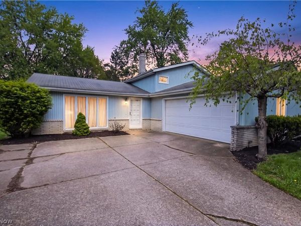 3903 Skyview Drive , Brunswick, OH 44212